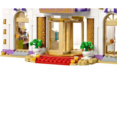 Гранд-отель Lego Friends
